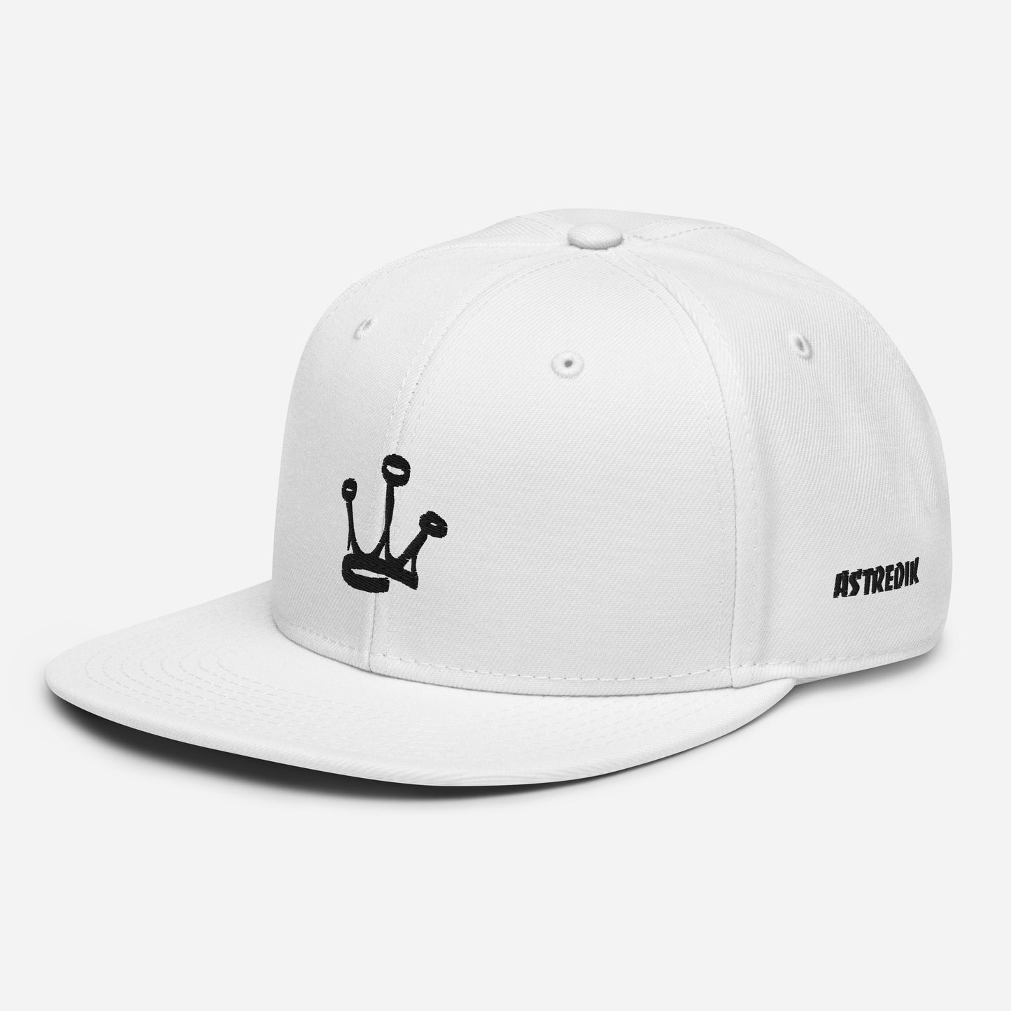 Snapback - Classic Collection Exprime-te com Originalidade e Estilo Na nossa marca, acreditamos que a moda deve refletir quem tu és. Estás farto de sentir que todas as marcas são iguais e só querem vender? Nós também. Por isso, criámos o Snapback com Dupl