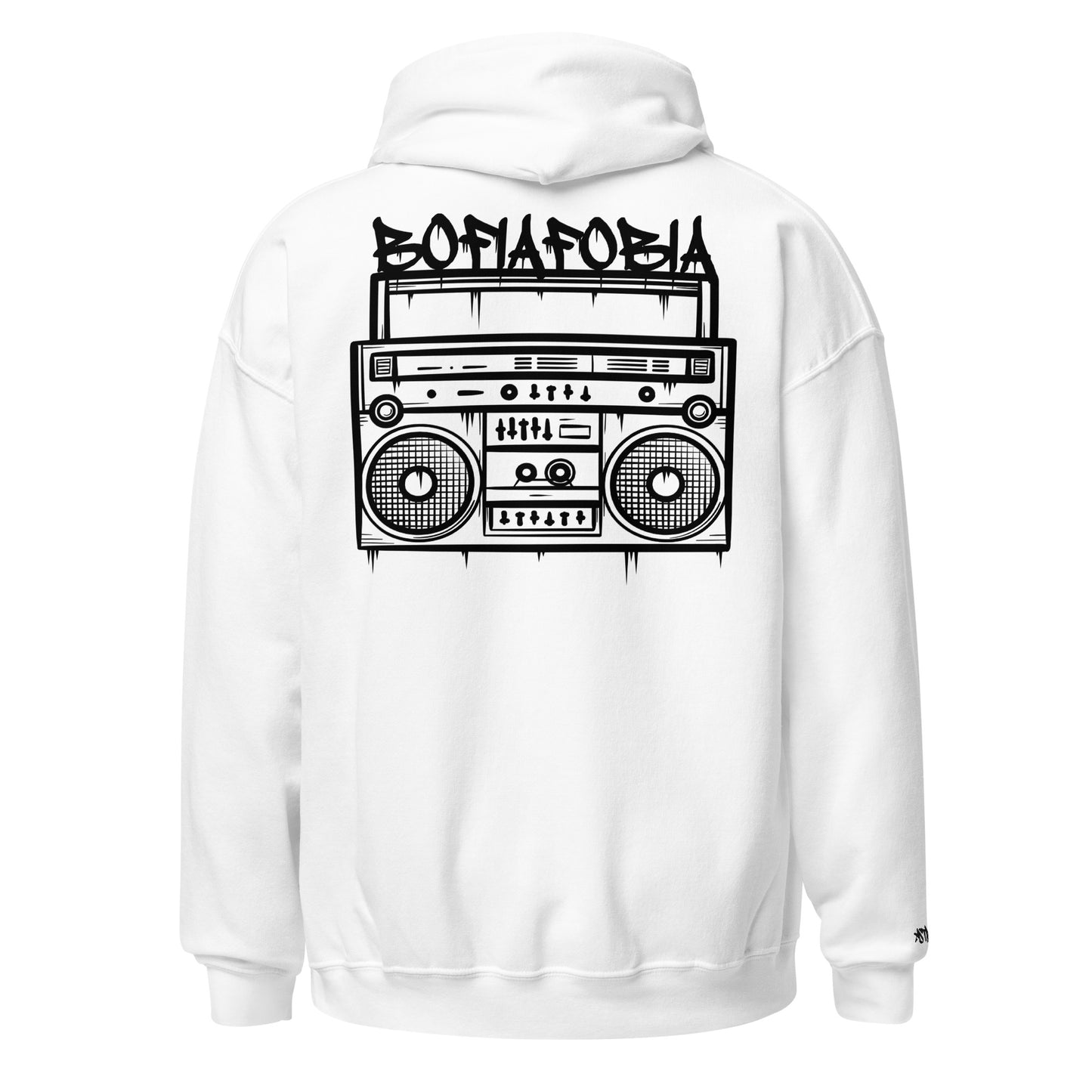 Hoodie Bofiafobia Inspirado pela força da música de intervenção portuguesa e pela cultura hip-hop, o Hoodie Bofiofobia não é apenas roupa — é uma tomada de posição.Criado para quem não se cala, para quem transforma estilo em discurso. Porquê escolher o Ho