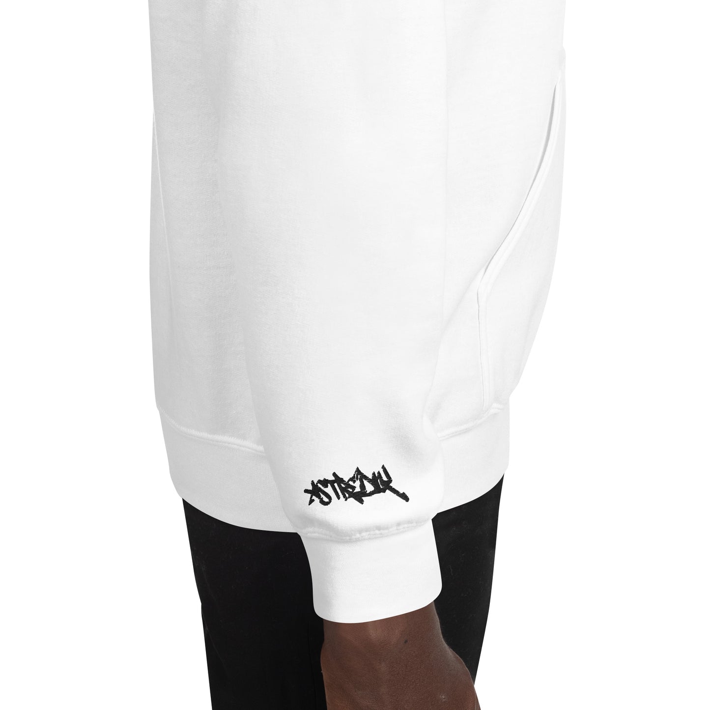Hoodie - Classic Collection Destaca-te com o Nosso Hoodie Clássico Na nossa marca, acreditamos que a moda deve ser uma extensão da tua personalidade. Estás cansado de sentir que todas as marcas são iguais e só querem vender? Nós também. Por isso, apresent