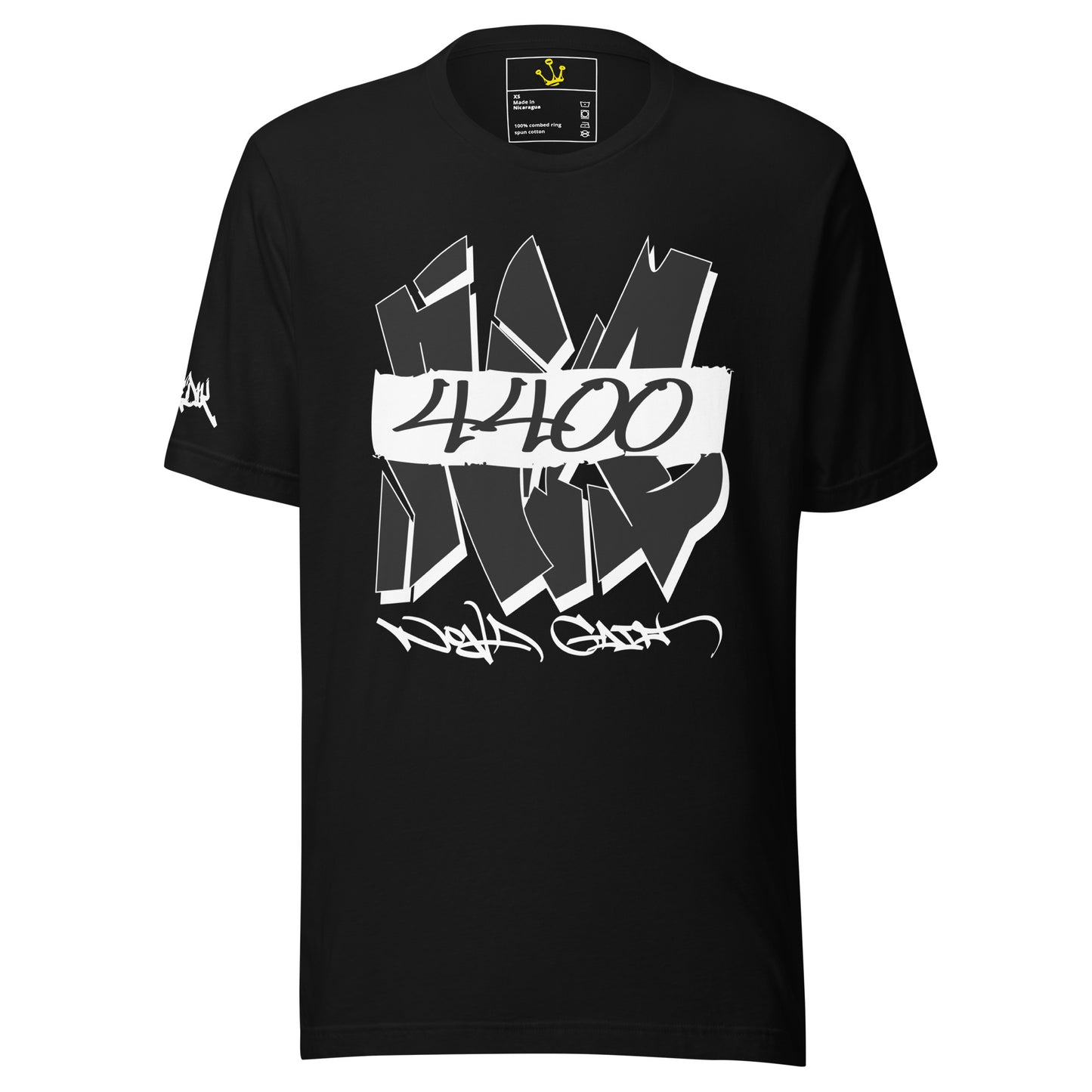 T-shirt NG4400 – Nova Gaia Para quem carrega a rua no peito e a alma em Vila Nova de Gaia.A NG4400 é mais do que uma t-shirt — é um statement de identidade urbana e resistência cultural. Criada para representar os que fazem da cidade o seu palco e da cami