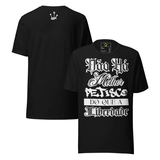 T-shirt "Não há melhor petisco do que a liberdade" "Não há melhor petisco do que a liberdade."Frase tirada de Allen Halloween, voz crua e sem filtros da cultura hip-hop tuga. Esta t-shirt é mais do que um pedaço de tecido — é resistência estampada no peit